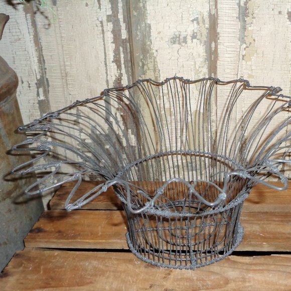 ⭐️ SOLD ⭐️ - Picture 2 of 6